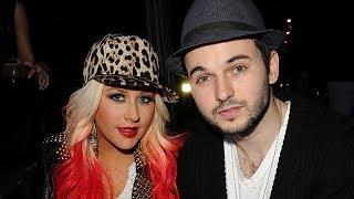 CHRISTINA AGUILERA Shows Off Engagement Ring