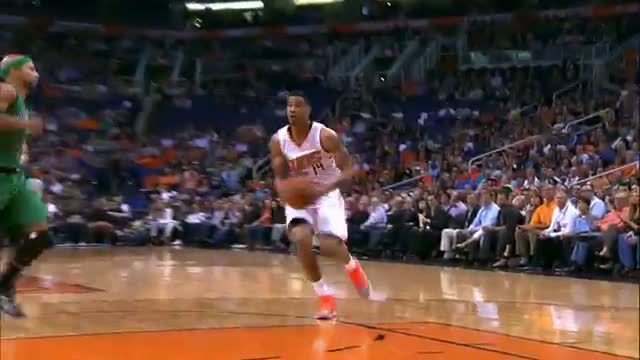 NBA: Gerald Green's Long-Distance Leap for the Double Pump Jam