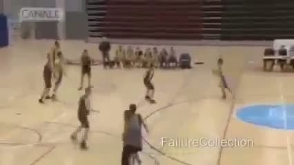 Volleyball Fail Compilation ( GIRLS BIKINI HOT )