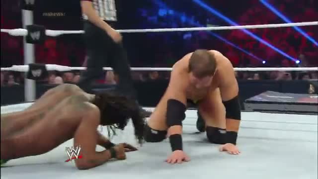 Kofi Kingston vs. Curtis Axel: WWE Main Event, Feb. 19, 2014 Video