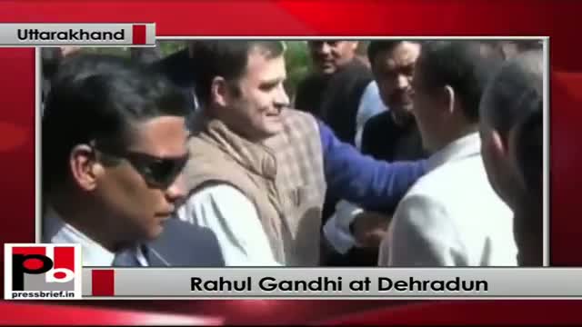 Rahul Gandhi reaches Dehradun to address Congress rally