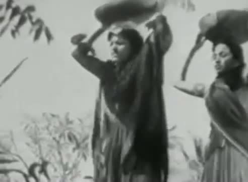 Inbam Thollaiya - MGR, B.S Saroja - Genova - Tamil Classic Song