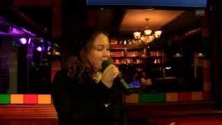 Bettinas Mullers Karaoke-Auftritt nach dem Blind-Triumph bei The Voice of Switzerland