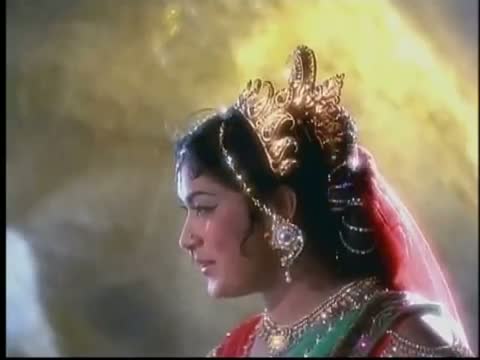 Solla Cholla Inikkudada Muruga Tamil Song - Kandhan Karunai - Savitri