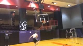 NBA: Kevin Love Trick-Shot Dunk in Practice