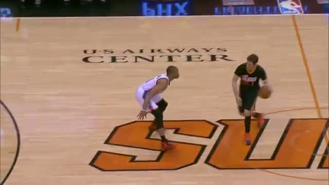 NBA: Russell Westbrook Opens the Game With a Steal and Slam