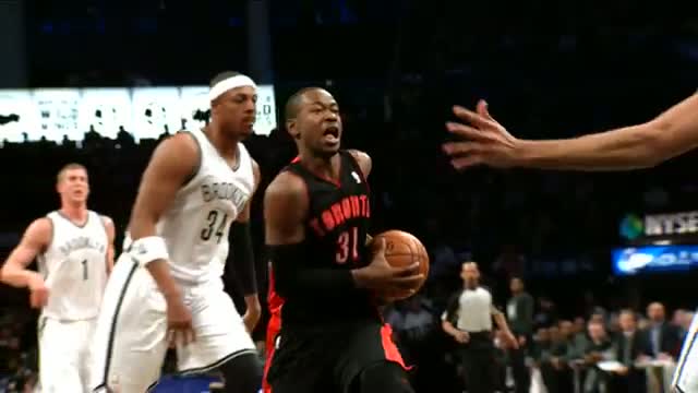 NBA: Terrence Ross Gets to the Rack for the Punishing Slam