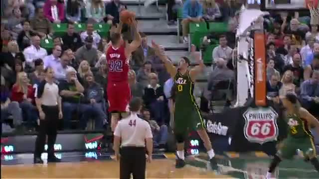 NBA: Blake Griffin Takes Flight... Then Derrick Favors Responds Over Big Baby!