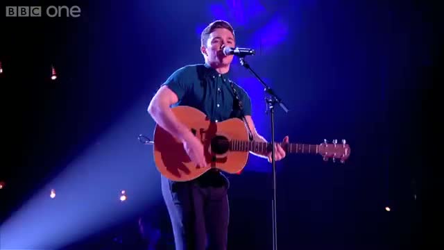 The Voice UK 2014: The Knockouts - Max Murphy performs 'Home'