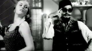 Dhoka Khayegi Na Yaron Ki Nazar - Shammi Kapoor Classic Superhit Song - Singapore (Bollywood Video)