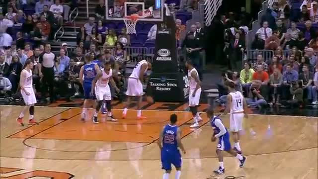 NBA: Blake Griffin Rises Over Teammate DeAndre Jordan for the Dunk (Basketball Video)