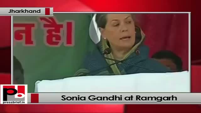Sonia Gandhi slams BJP at Congress election rally at Ramgarh in Jharkhand