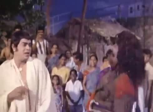 Naan paartha - MGR, Latha, Varalakshmi - Neethikku Thalaivanagu - Tamil Classic Songb