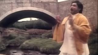 Deivathin Ther - Sivaji Ganesan, Jayalalitha,Vijaykumar - Tamil Classic Song