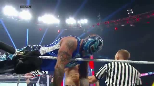 Rey Mysterio vs. Bad News Barrett: WWE Raw, April 7, 2014