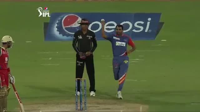 DD vs RCB - Match 2 - PEPSI IPL 2014 - Partiv Patel exhibits aggressive batting (17 April 2014)