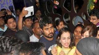 Ameesha Patel GROPED in public, SLAPS MOLESTER