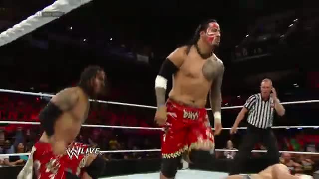 The Usos vs. Cody Rhodes & Goldust: WWE Raw, April 21, 2014