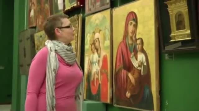 Raw: Art of Ousted Ukrainian Leader Makes Debut