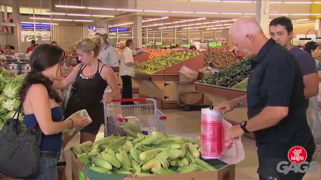 Most Evil Grocery Store Prank (Funny)