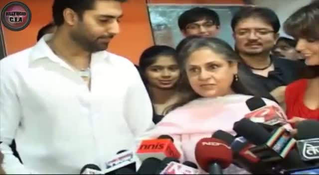 Jaya Bachchan's SHOCKING REACTION : MUST WATCH