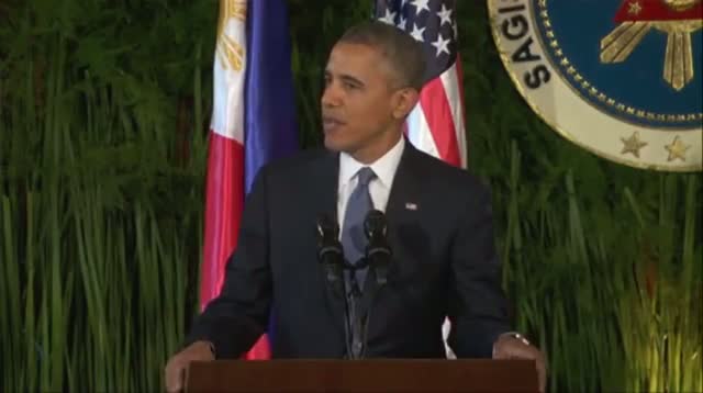 In Manila, Obama Announces New Russia Sanctions