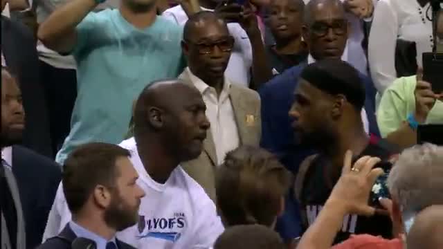 NBA: LeBron James and Dwyane Wade Show Respect to Michael Jordan and the Bobcats (Basketballl Video)