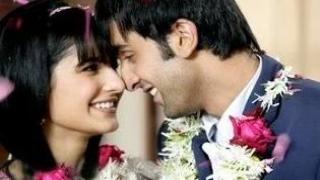 Ranbir Kapoor & Katrina Kaif ANNOUNCE WEDDING DATE