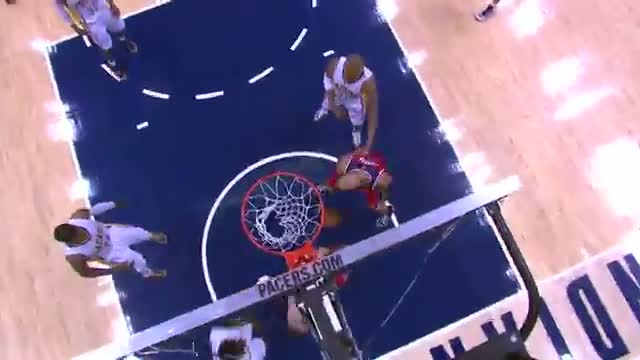 NBA: Marcin Gortat Dunks on Ian Mahinmi (Basketball Video)