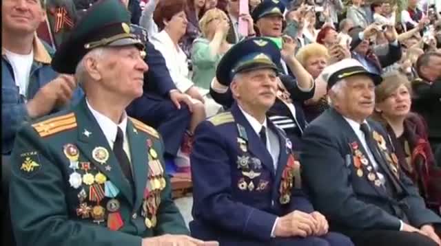 Putin Visits Annexed Crimea on Victory Day