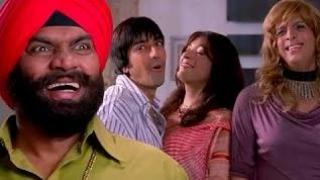 Johnny Lever lets Paying Guests In His House - Superhit Funny Scene)