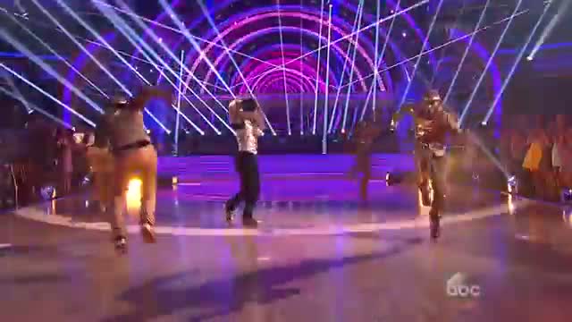 Dancing With the Stars (Season 18): Finale (Candace Cameron Bure & Mark Ballas | Freestyle)