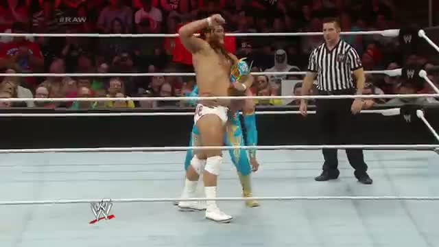 Sin Cara vs. Bo Dallas: WWE Raw, May 26, 2014