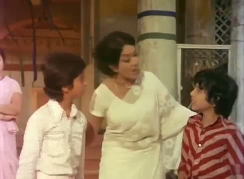 Anbu Malagale - MGR, Lata - Naalai Namdhe - Tamil Classic Song