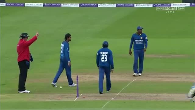 Controversial run-out Jos Buttler Sachithra Senanayake England vs Sri Lanka ODI 2014