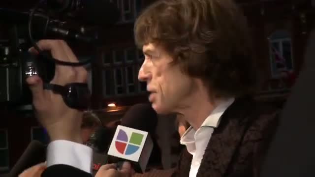 Mick Jagger Already Dating After L'Wren Scott's Suicide