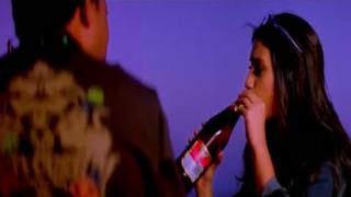Why are you Crying (Movie Scene) "Life In A Metro" - Irrfan Khan, Konkona Sen Sharma