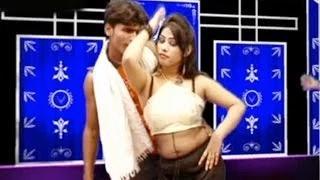 Nachtiya Ghaghra Utha Ke | Bhojpuri Hot Video Song