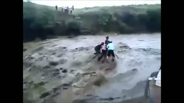 A tragedy moment like Himachal Pradesh Beas river tragedy - 24 students washed away