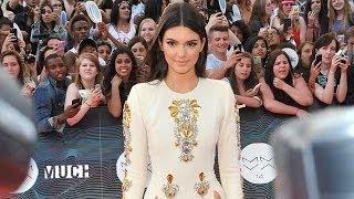 KENDALL JENNER Forgets Underwear