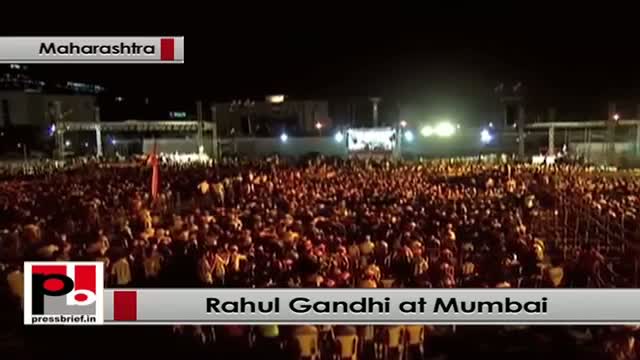 Rahul Gandhi easily connects with the masses