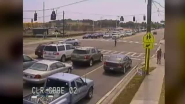 Motorcyclist Crashes, Flips and Survives