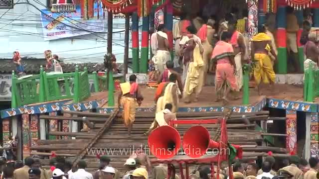 Jagannath Rath Yatra begins in Odisha - India