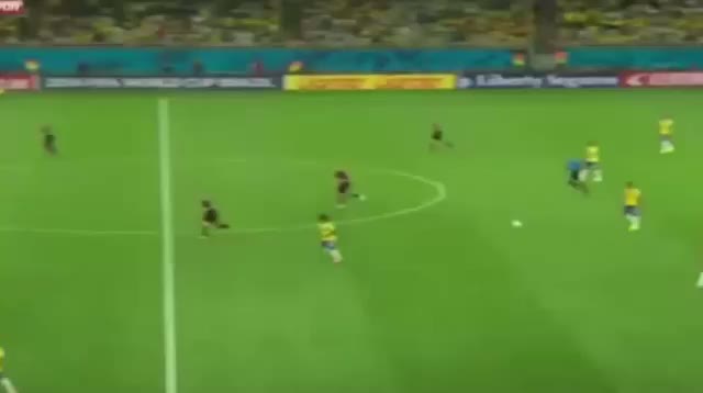 Oscar Goal - Brazil vs Germany 2014 - FIFA World Cup 2014