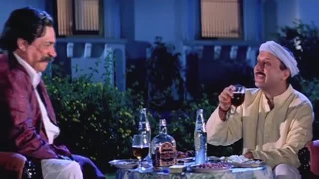 Aapki Izzat Ke Khatir Pee Raha Hoon - Comedy Scene - Sooryavansham - Anupam Kher, Kader Khan - Sooryavansham (1999)
