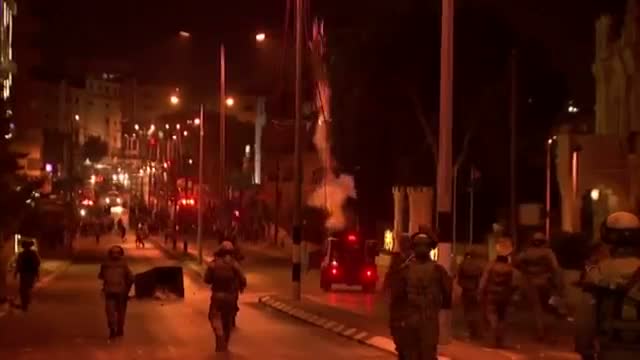 Israeli Police Clash With Palestinians