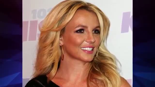 Britney Spears Tips Big After Bailing at Cheesecake Factory