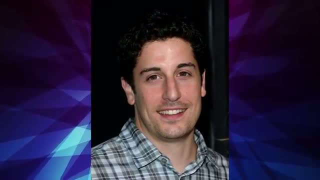 Jason Biggs Apologizes for Malaysian Airlines Tweet