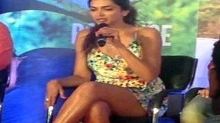 Deepika Padukone's HOT THIGHS EXPOSED - Finding Fanny Song LAUNCH