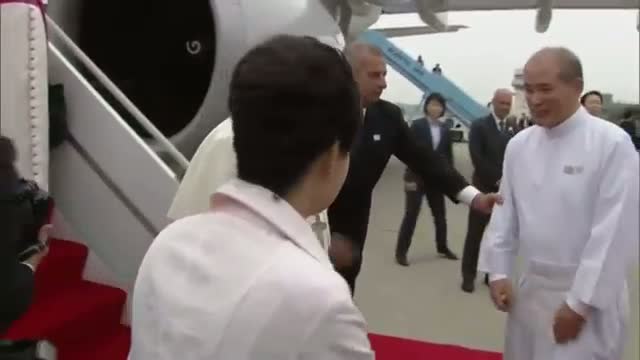 Pope Francis Arrives in South Korea